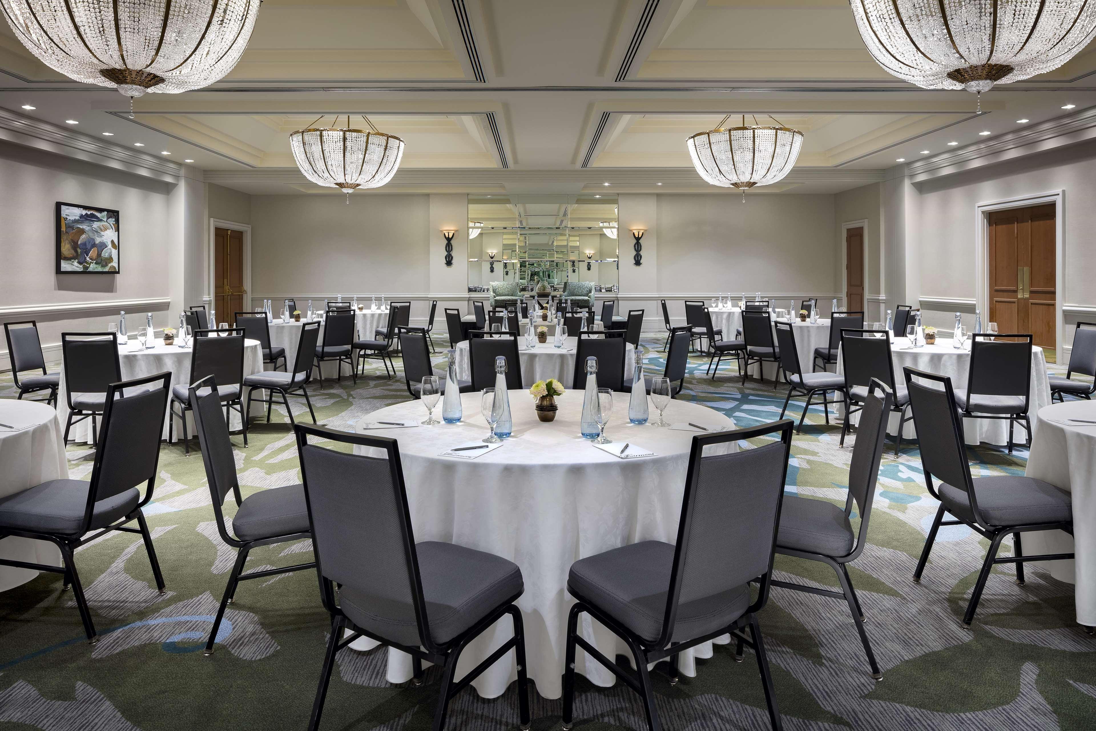 Fairmont Waterfront Hotel Vancouver Exterior foto The ballroom at the Westin