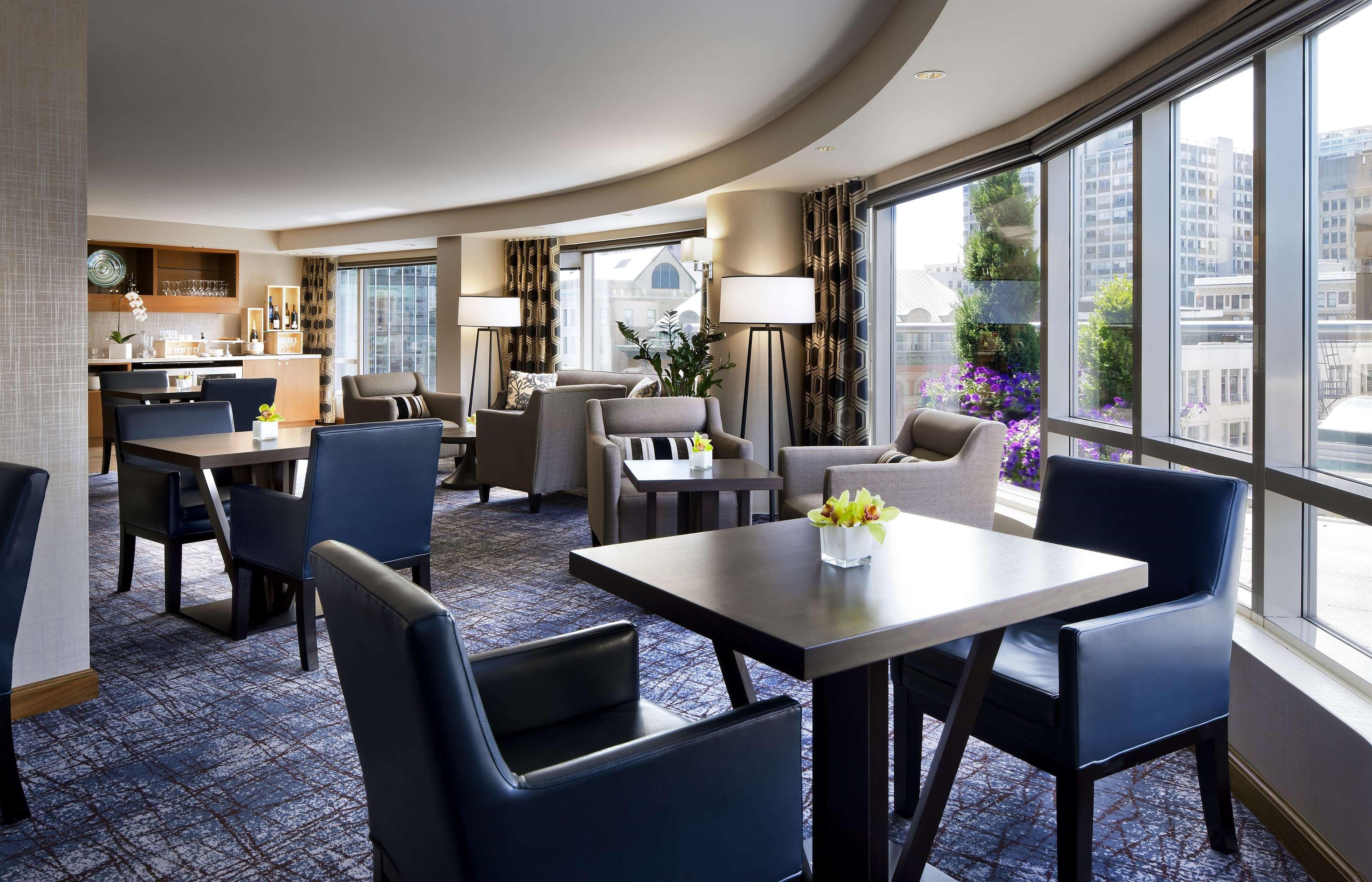 Fairmont Waterfront Hotel Vancouver Exterior foto Club Lounge at the Westin Palace, Madrid
