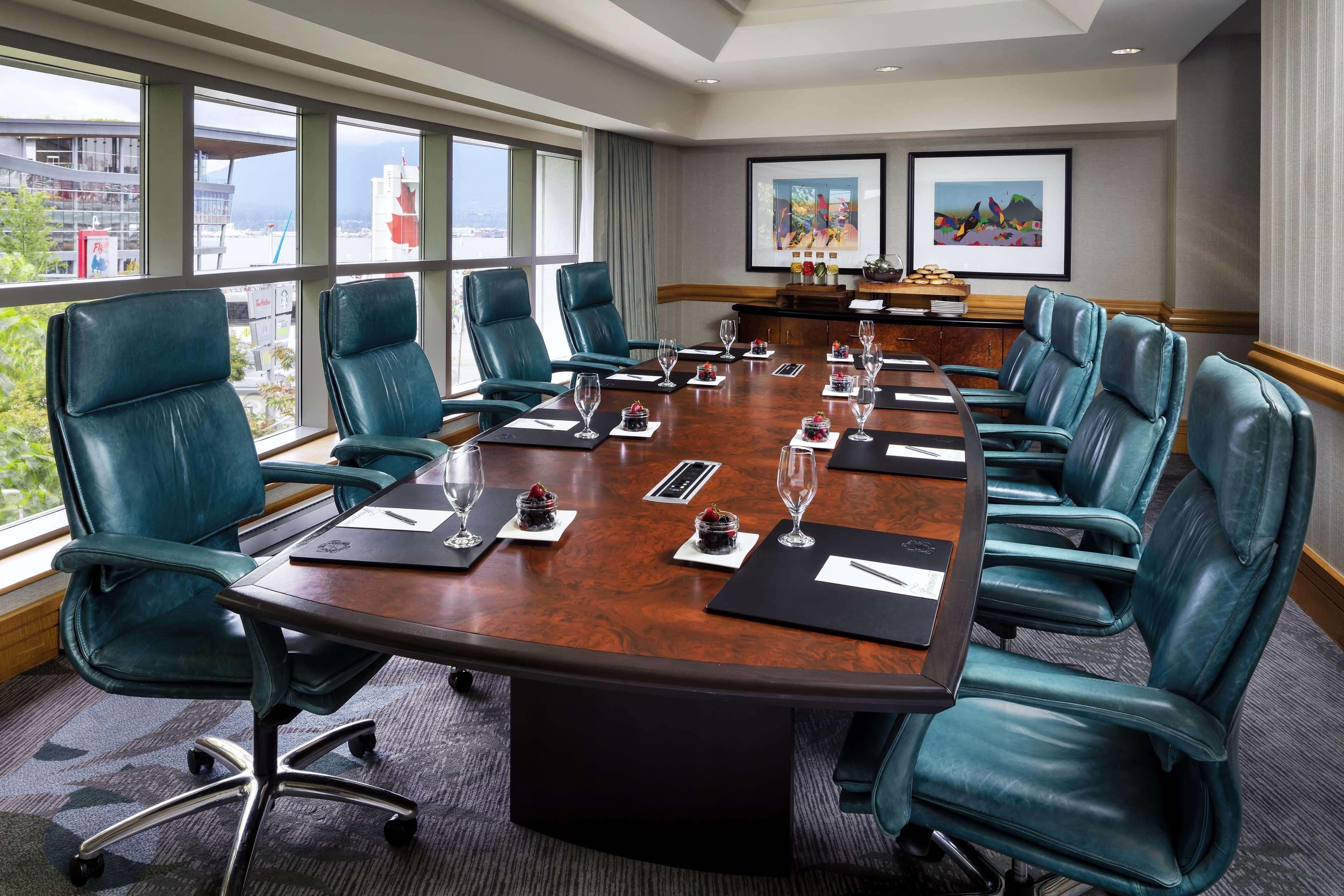 Fairmont Waterfront Hotel Vancouver Exterior foto A boardroom