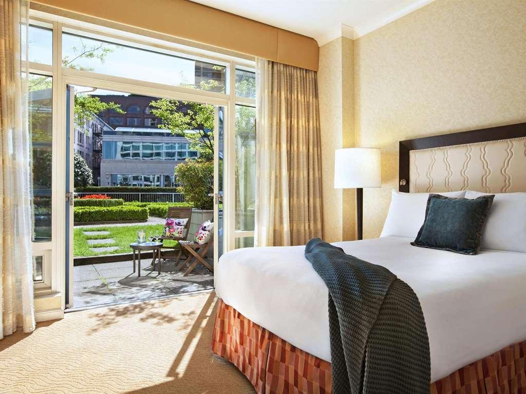 Fairmont Waterfront Hotel Vancouver Quarto foto