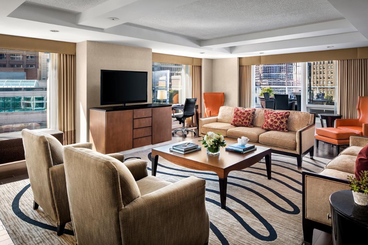 Fairmont Waterfront Hotel Vancouver Exterior foto A suite at the Mandarin Oriental, New York